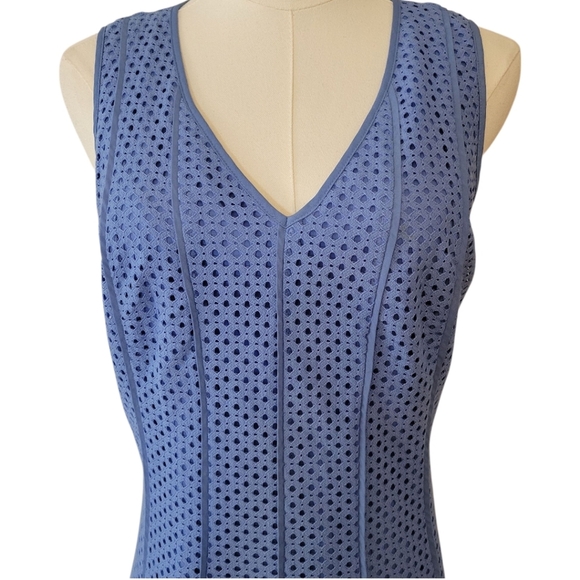 Ann Taylor Periwinkle Blue Fit & Flare Dress Size 8 Petite - Picture 3 of 6